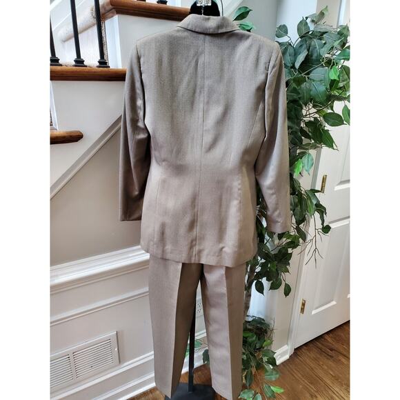Morton Bernard Women Brown Polyester Single Breasted Blazer & Pant 2 Pcs Suit 10 - Picture 9 of 16